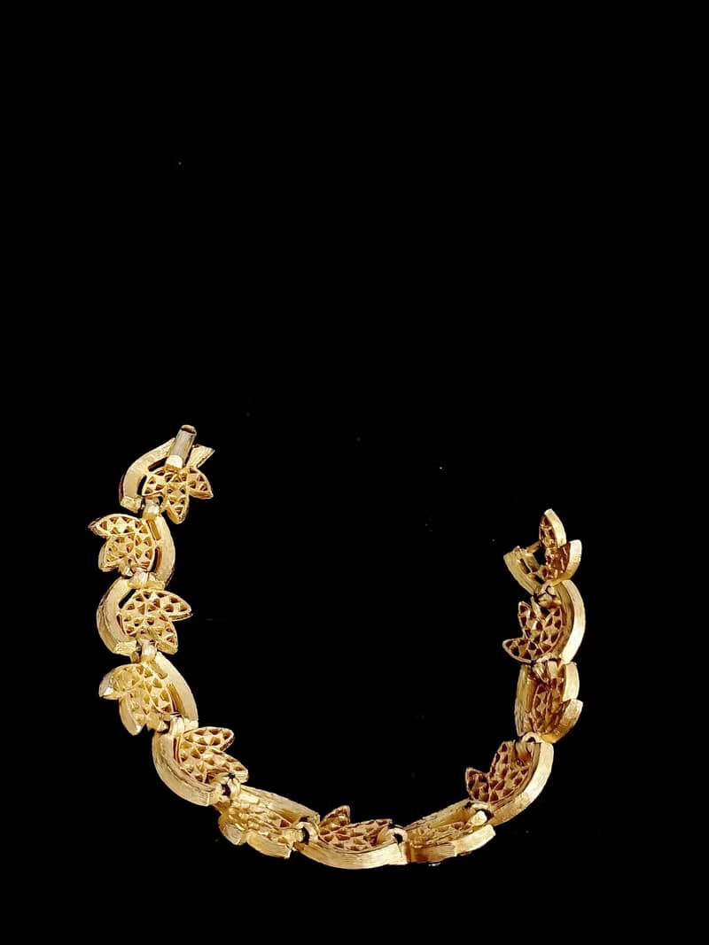 vintage jewelry  Trifari 華麗金色纏枝萊茵葉 手鍊