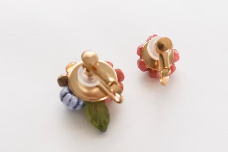 春意盎然的實り花束 / 捷克珠飾 ( 耳環 / 耳夾 )