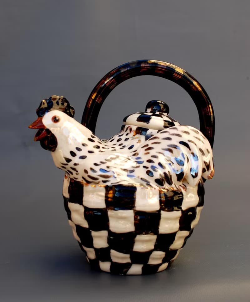 Ceramic art teapot White chicken Pot Figurine teapot