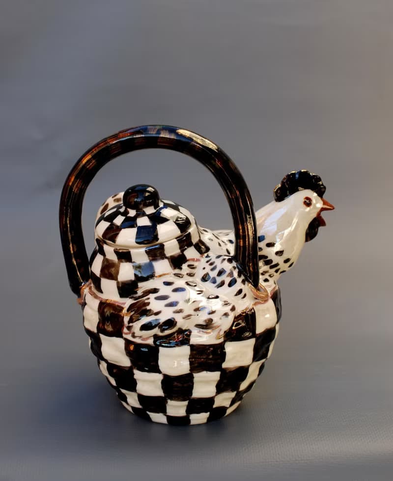 Ceramic art teapot White chicken Pot Figurine teapot