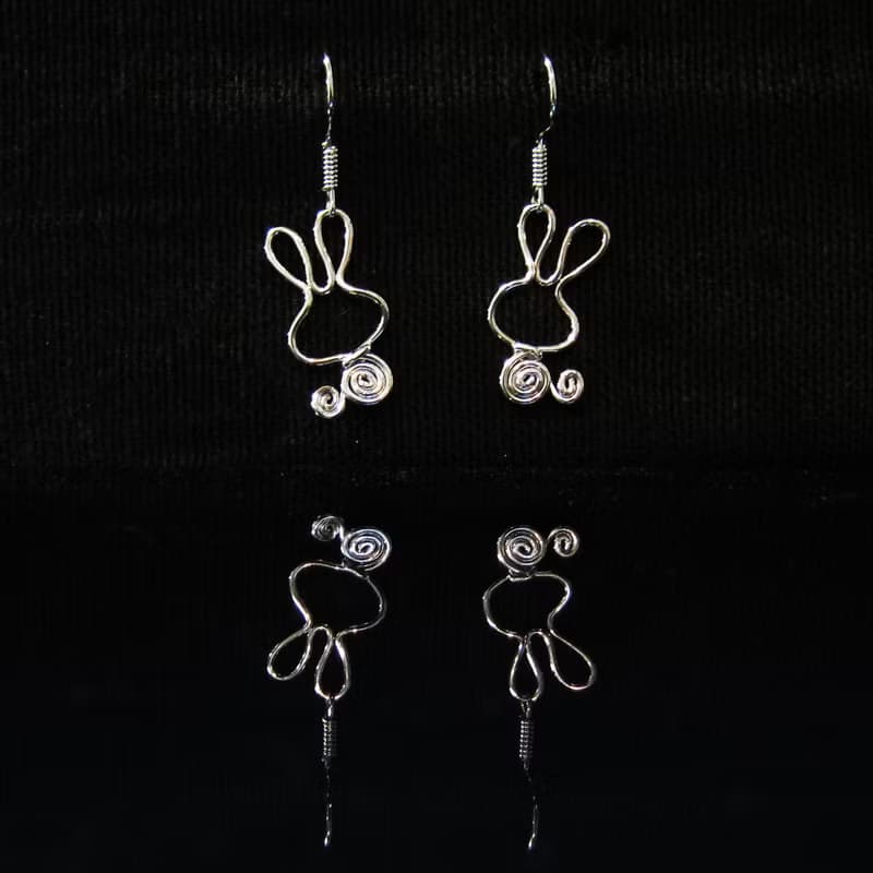 Winwing金屬線編織耳飾-【小兔子】耳針/耳環