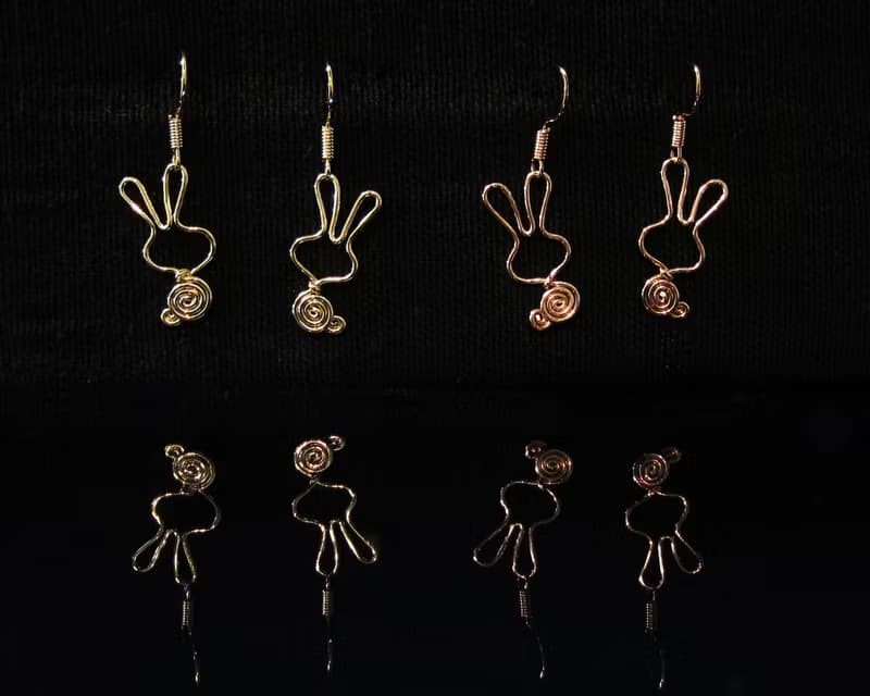 Winwing金屬線編織耳飾-【小兔子】耳針/耳環