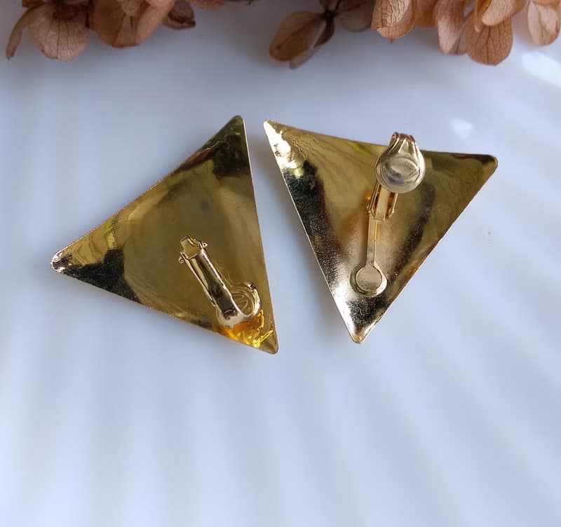 Vintage Jewelry 西洋古董飾品 細緻雕花三角  夾式耳環
