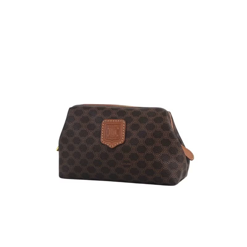 【 日本直送　名牌中古包 】CELINE セリーヌ マカダム ポーチ ブラウン ブラゾン型押し PVC レザー vintage ヴィンテージ chci53