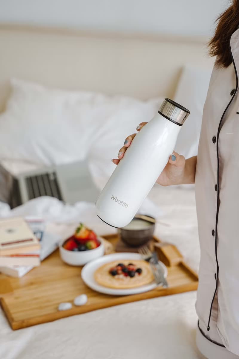 01LIV x wbottle 500ml不銹鋼雙層真空茶滤防漏保溫瓶環保杯白色