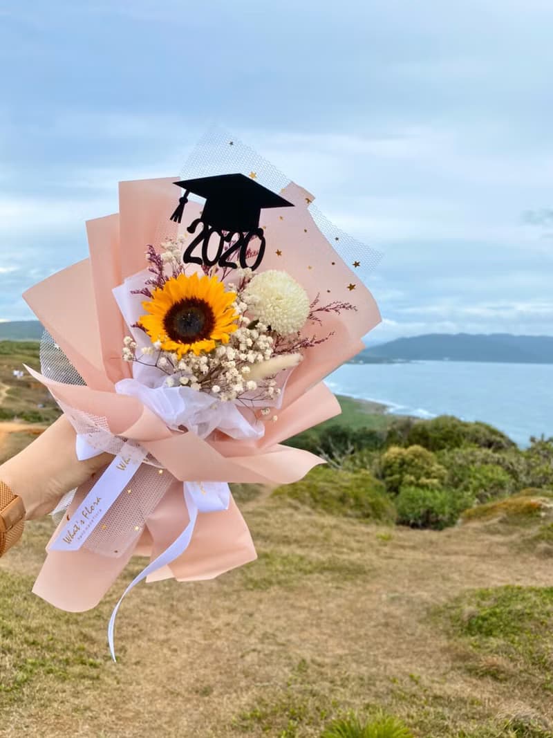 2022畢業花束 做你的的太陽 畢業快樂