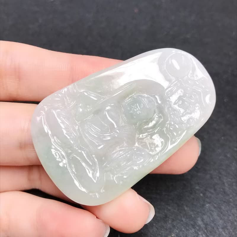 冰飄綠翡翠不動明王| 天然緬甸玉A貨翡翠 | 送禮