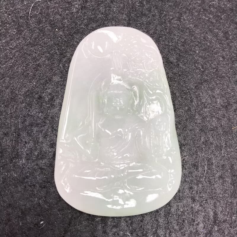 冰飄綠翡翠不動明王| 天然緬甸玉A貨翡翠 | 送禮