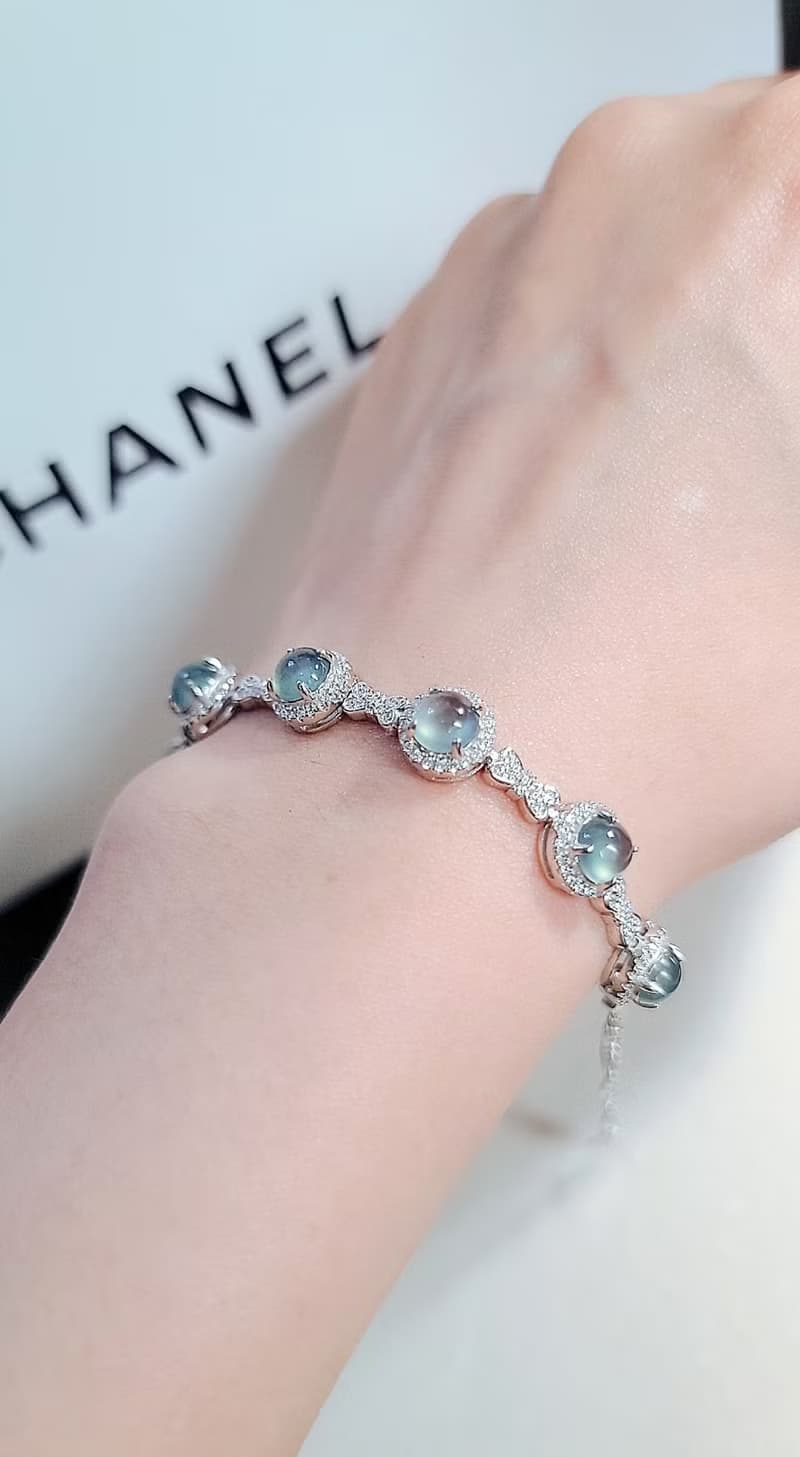 |藍剛仙女|A貨翡翠冰玻淡藍杠剛大蛋面6.5mm純銀鍍18k豪鑲手鏈