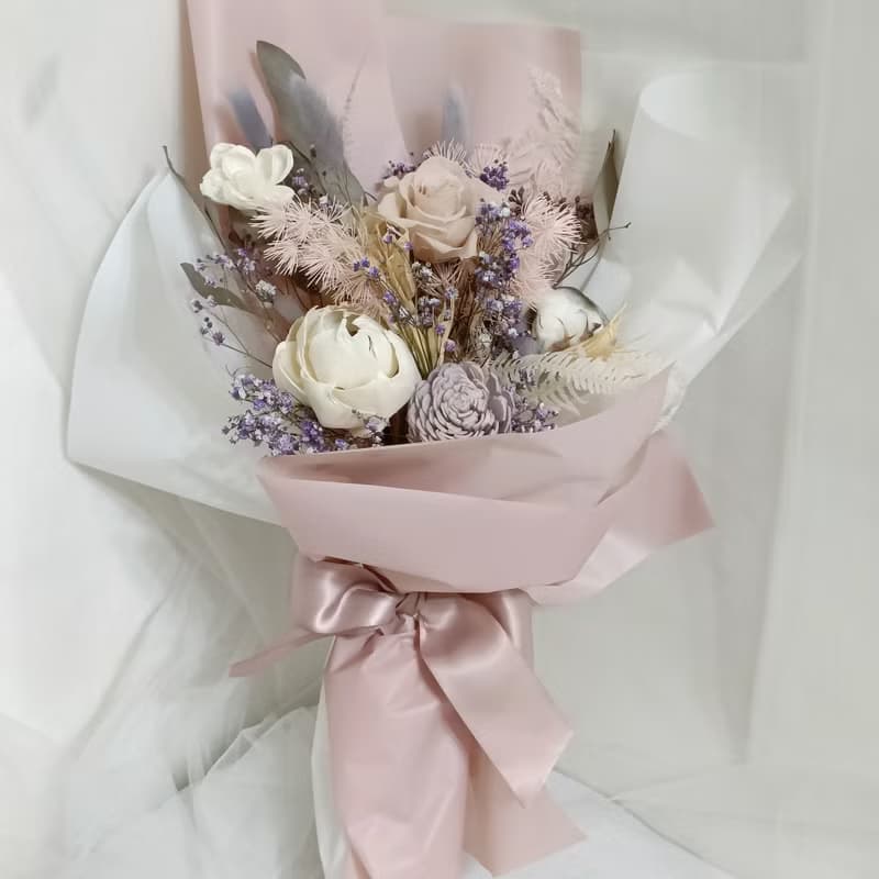 情人節禮物花束奶茶莫蘭迪粉玫瑰永生花束  結婚求婚告白捧花外拍