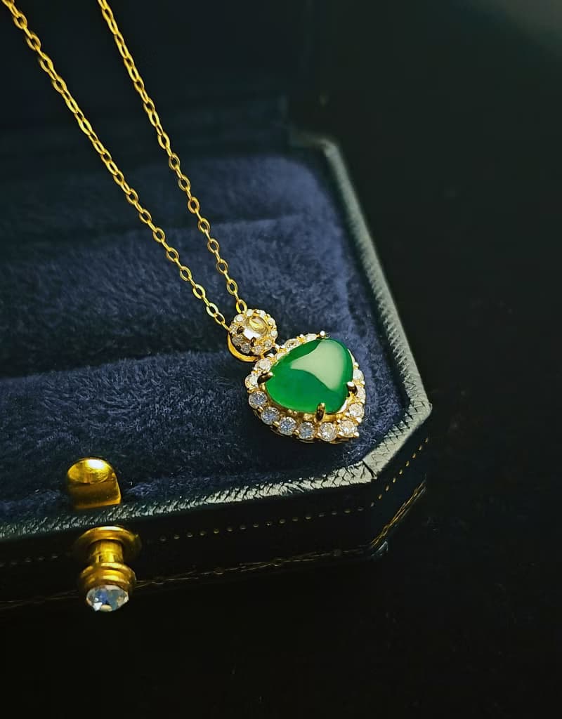 招財•健康•感情|高冰綠愛心|A貨翡翠純銀鍍18k精緻吊墜項鍊