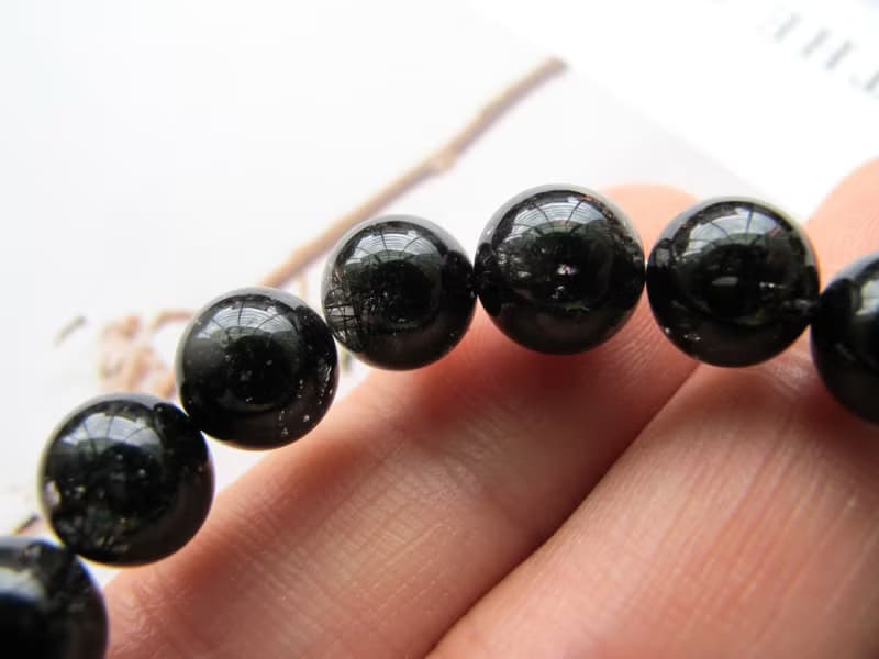 黑碧璽髮晶9mm(黑髮晶)【領袖石】改善身體健康 運氣