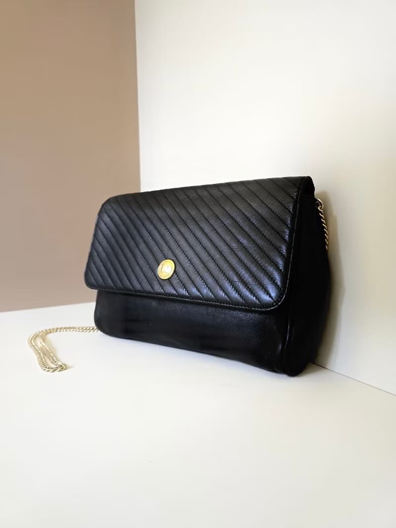 【LA LUNE】中古二手Celine黑色金徽皮革小包斜揹側背孭單肩手袋