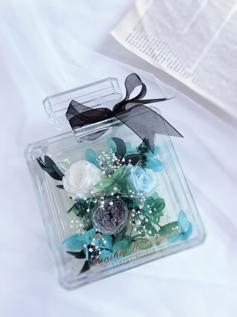藍芯花藝 香水瓶永生花盒 情人節 生日 母親節 網美 禮物 永生花