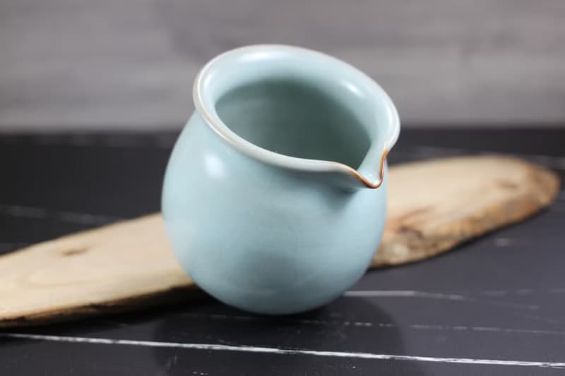 【送禮好物】360~400ml 汝窯無把 手拉坯 咖啡下壺 茶海 公道杯