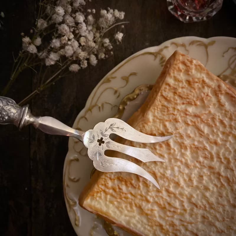 法國新藝術時期 華麗浮雕純銀柄 變形刀叉組