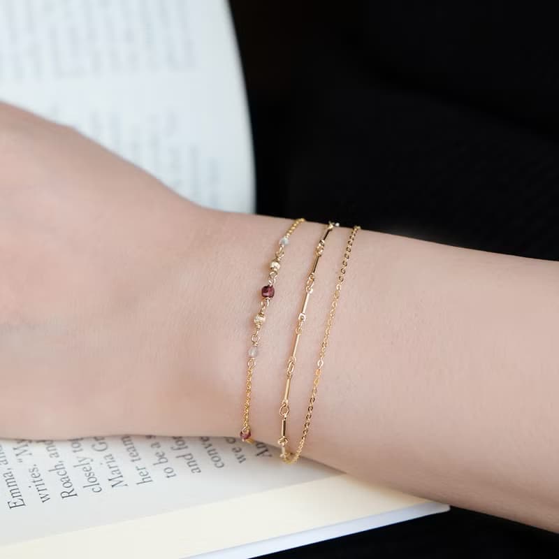 午茶時光 小方糖手鍊 紅石榴方塊 | 拉長石 14K包金 天然水晶