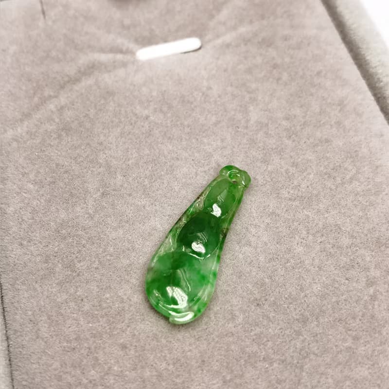 【福壽】冰飄陽綠翡翠福豆  | 天然緬甸玉A貨翡翠 | 送禮