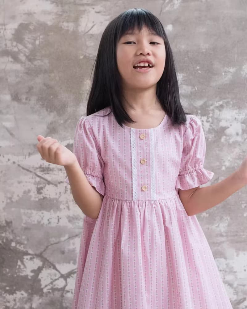 女童粉色歐洲鄉村風洋裝