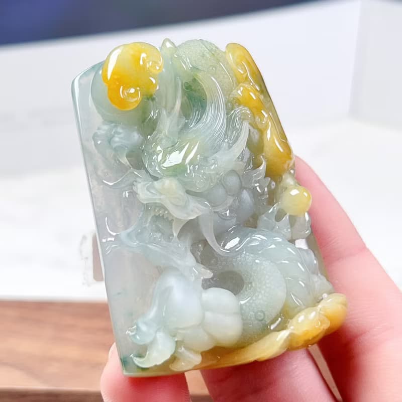 木拿冰三彩翡翠精雕霸王龍牌 | 天然緬甸玉翡翠A貨 | 送禮