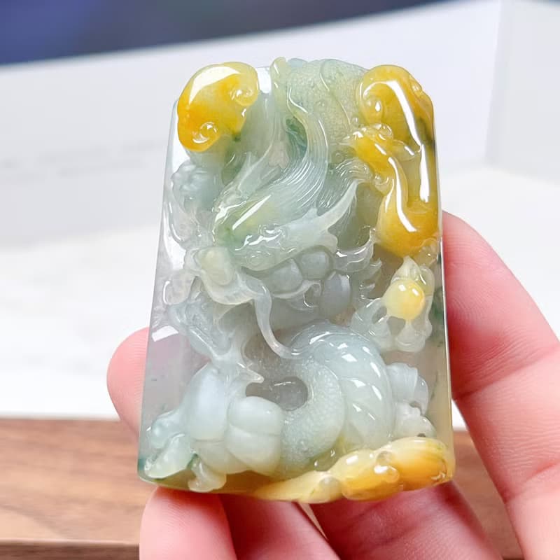木拿冰三彩翡翠精雕霸王龍牌 | 天然緬甸玉翡翠A貨 | 送禮