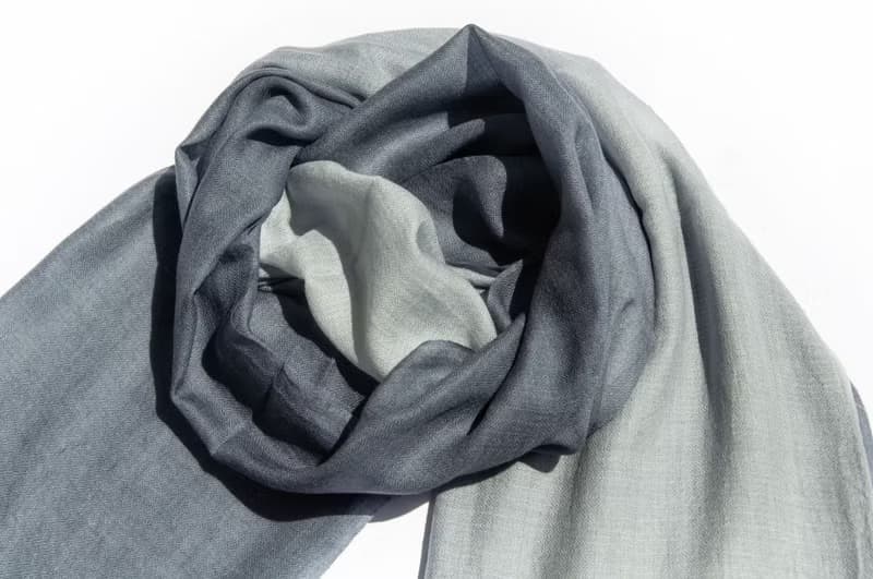 喀什米爾Cashmere/羊絨圍巾/純羊毛圍巾披巾/戒指絨披肩-灰色漸層