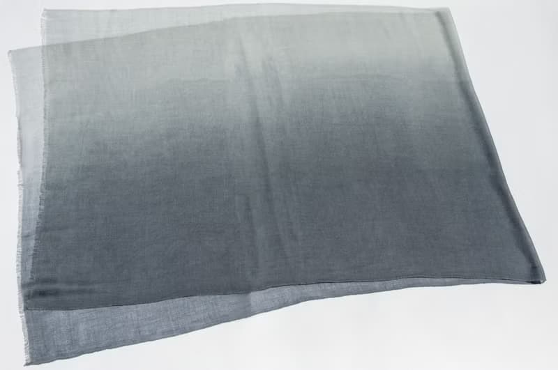 喀什米爾Cashmere/羊絨圍巾/純羊毛圍巾披巾/戒指絨披肩-灰色漸層