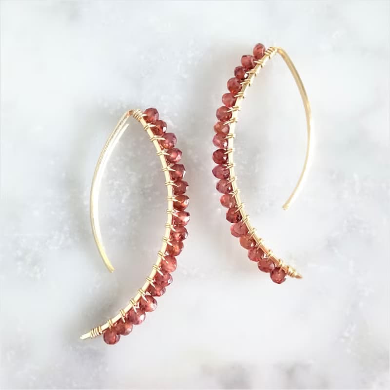 14kgf*宝石質Garnet wrapped marquis pierced earring