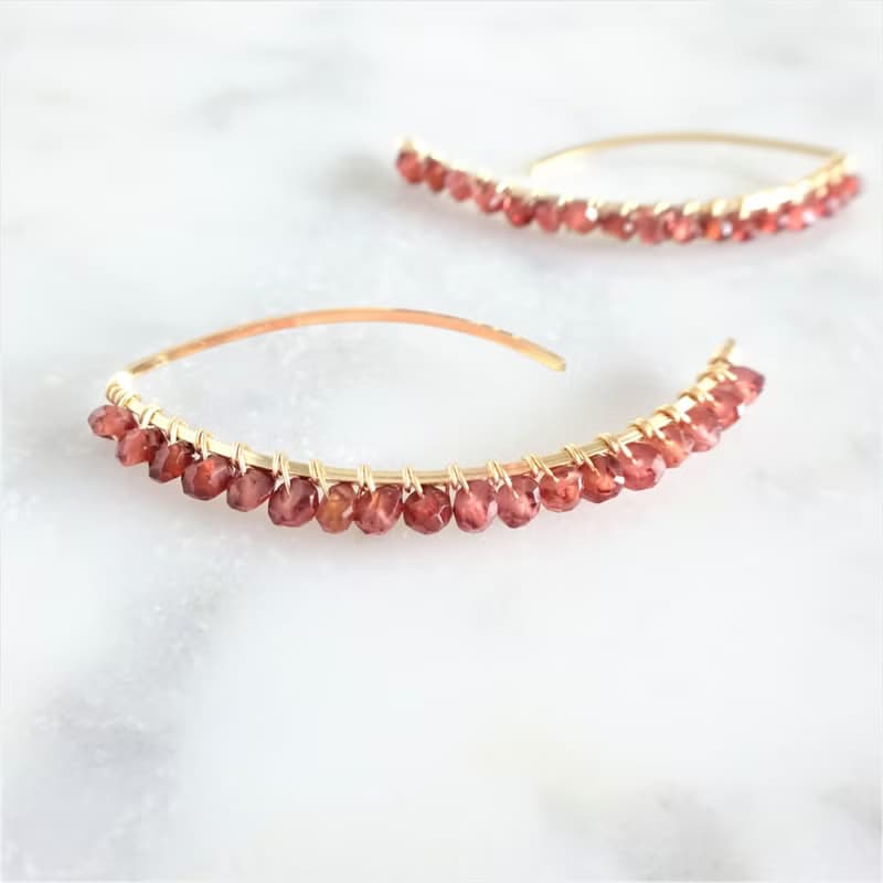 14kgf*宝石質Garnet wrapped marquis pierced earring