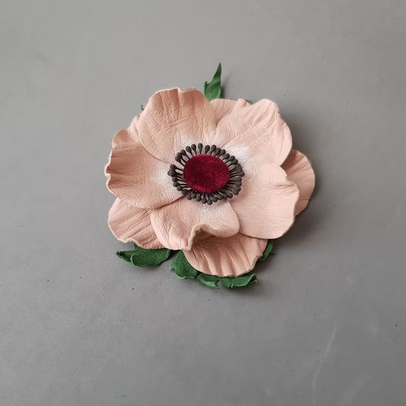 皮革胸針 Leather brooch pink flower for her or for him, Leather jewelry