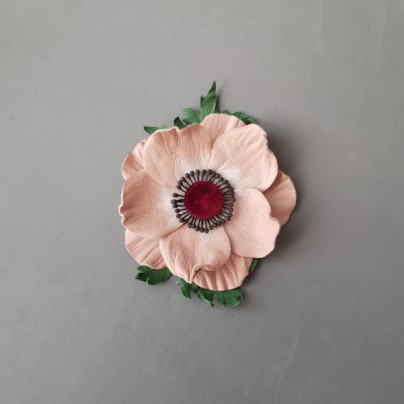 皮革胸針 Leather brooch pink flower for her or for him, Leather jewelry