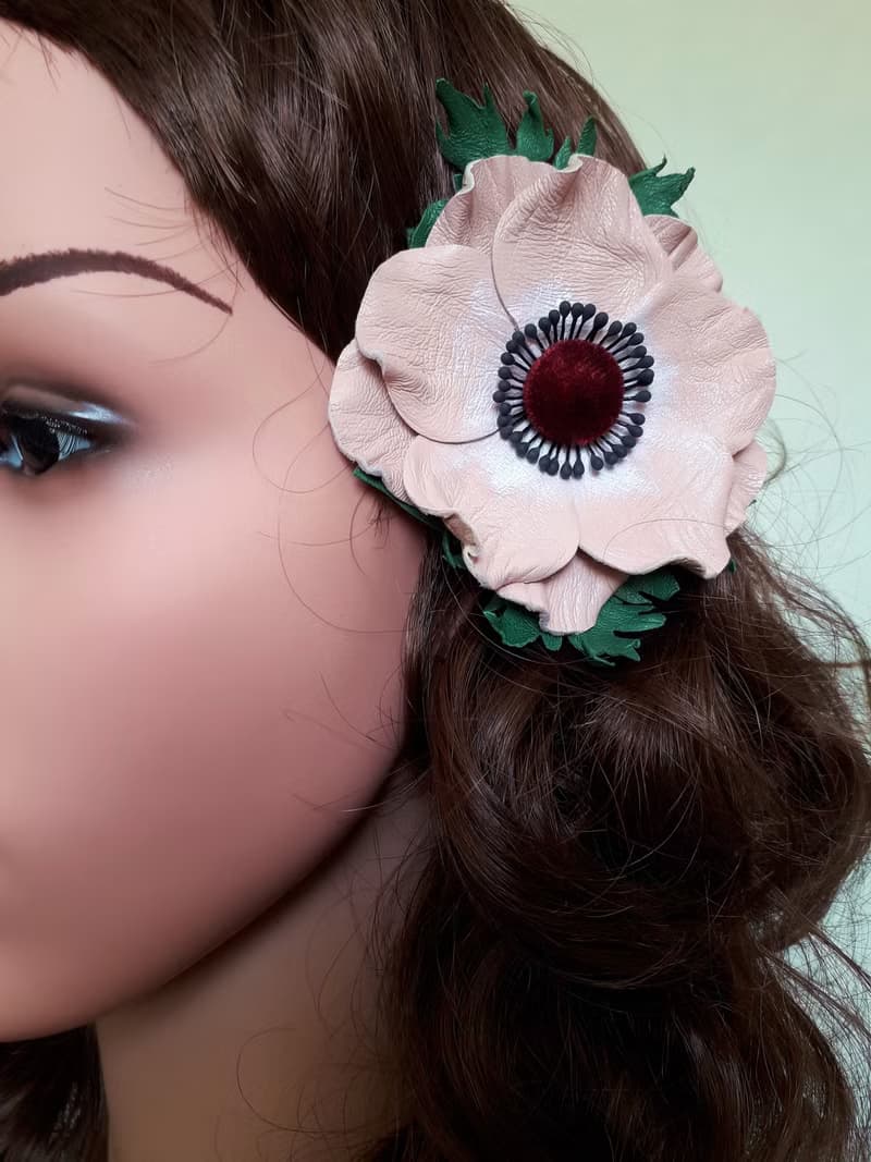 皮革胸針 Leather brooch pink flower for her or for him, Leather jewelry