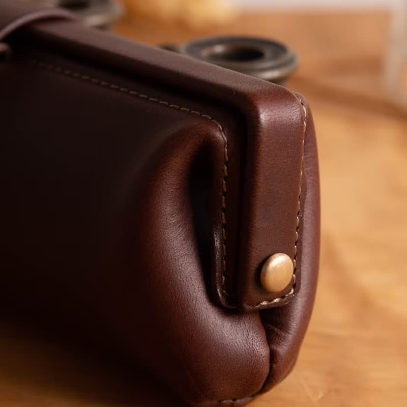 Paka-glass Slim #Chocolate イタリアンレザーの眼鏡ケース【入学祝】【就職祝】【カスタム可能なギフト】