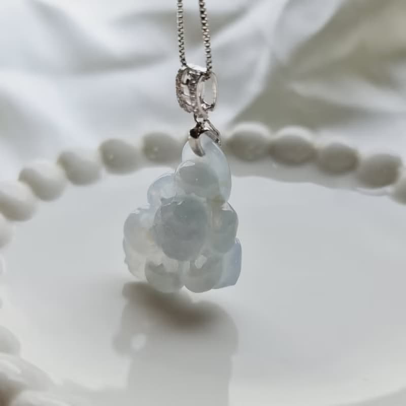 冰紫羅蘭蓮花吊墜 | 天然緬甸玉A貨翡翠