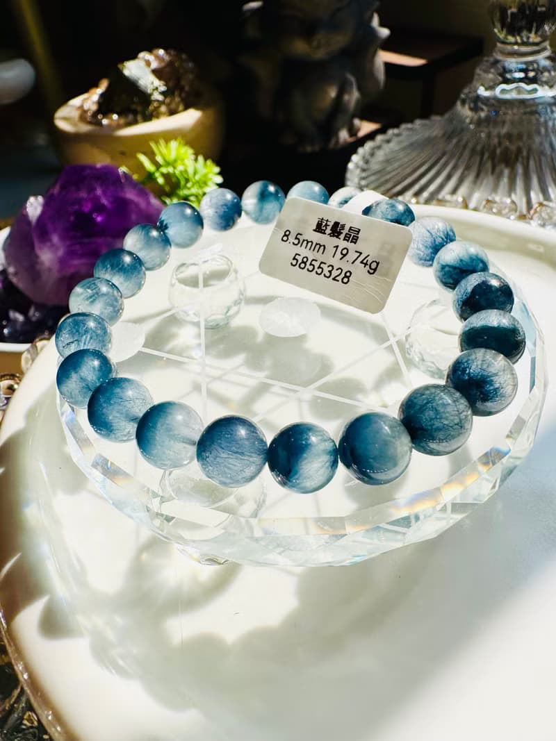 精品稀缺礦半盆藍髮晶8.5mm19.74g平衡情緒啟發智慧創意擺脫負面