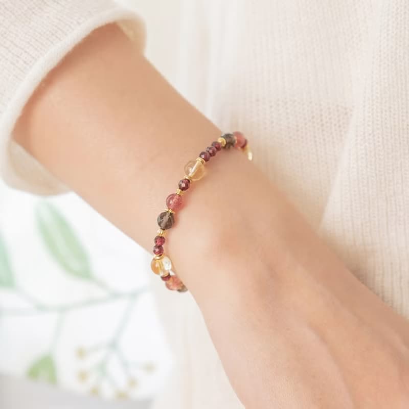 草莓晶-茶晶-黃水晶│黃銅 彈性線 手鍊