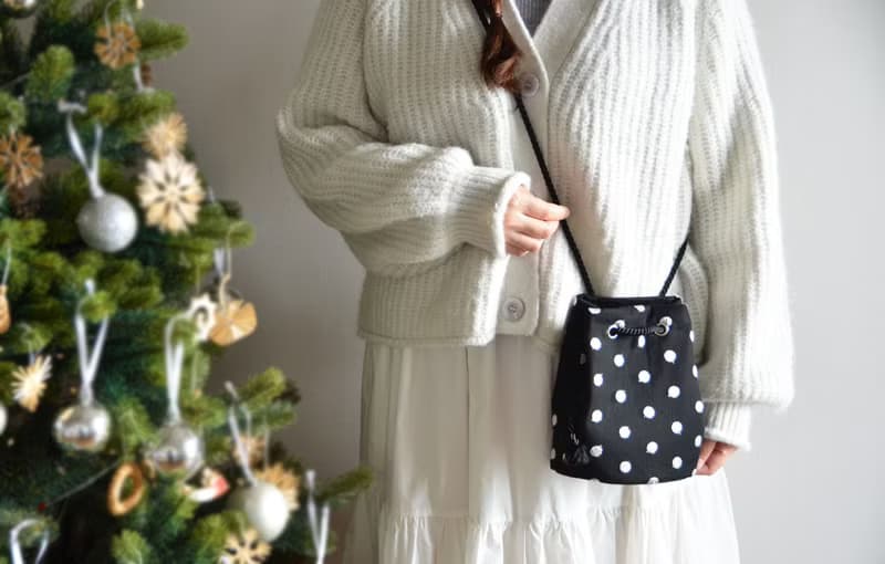 数量限定  チュール刺繍ドット 2wayポシェットマリンバッグ 　シルバー　クリスマスギフト・ご褒美にも