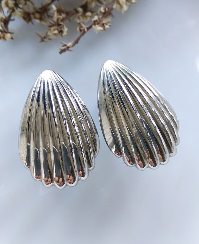 Vintage Jewelry 西洋古董飾品 銀色調 瑪德蓮造型 貝殼 夾式耳環