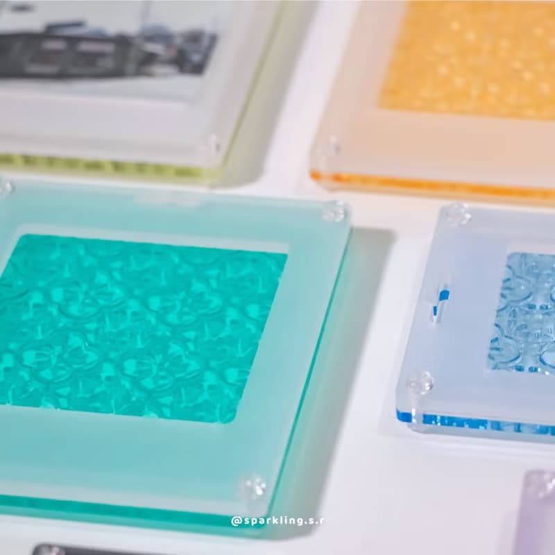 SSR :: 拾光季 - 花磚相框 | 壓克力吊飾 相框 照片 拍立得