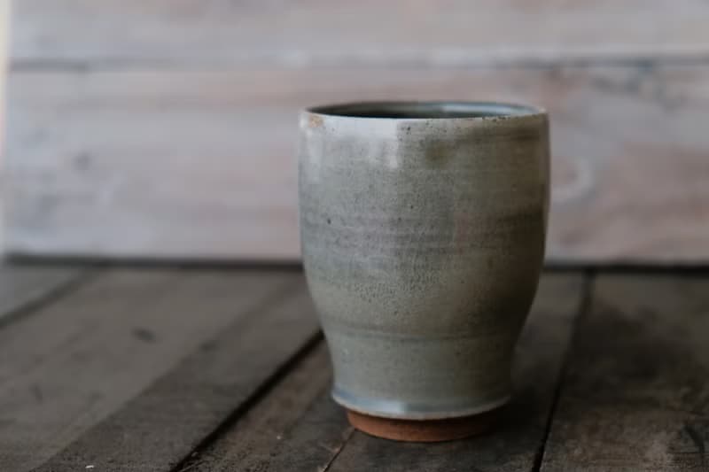 一冬人 古樸墨綠 - 生活食器  茶杯  陶器