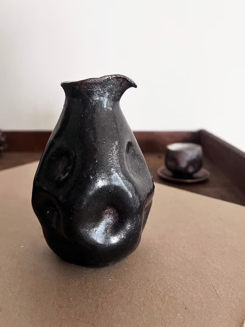 凹凸 德利酒器組 清酒壺與酒杯兩入 | 陶器皿