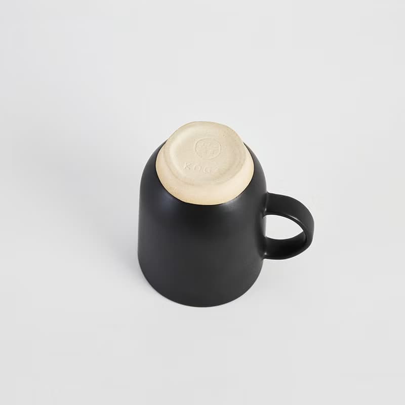KOGA 許家陶器品 陶質馬克杯 (尖山黑)