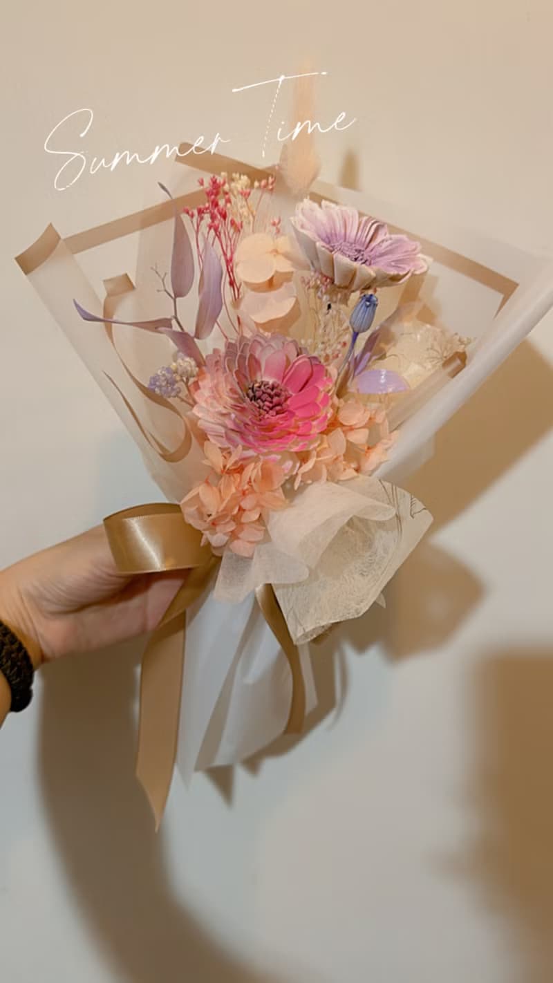 獨一無二精緻太陽花向日葵畢業花束 擴香花乾燥花永生花 粉色紫色