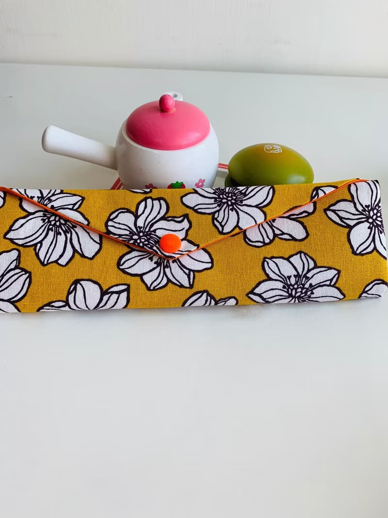 文青風環保筷袋  風情萬種 黃  手作餐具袋.交換禮物.