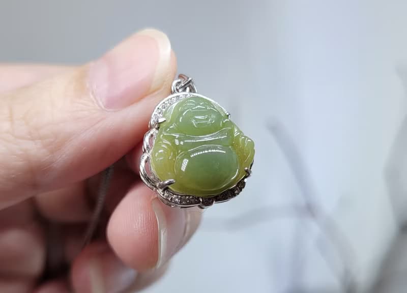 【親翠】天然翡翠 s925純銀鑲茶綠笑臉好看彌勒佛 畢業禮物