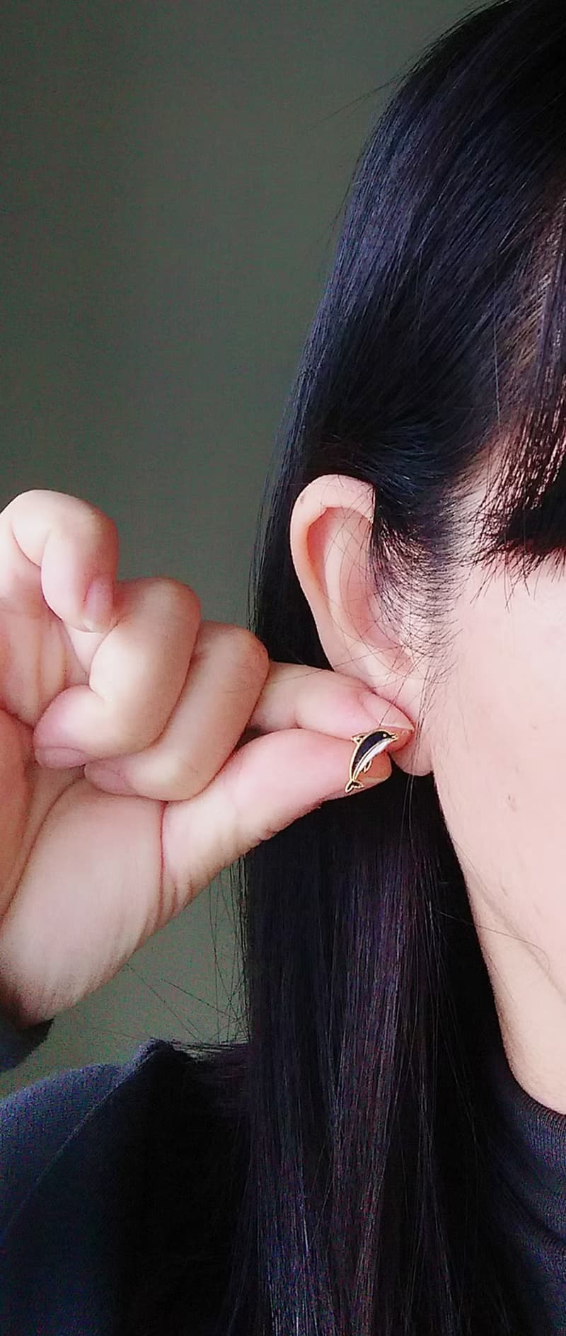 【西洋古董飾品 】景泰藍-小巧 可愛 黑白小海豚 針式耳環