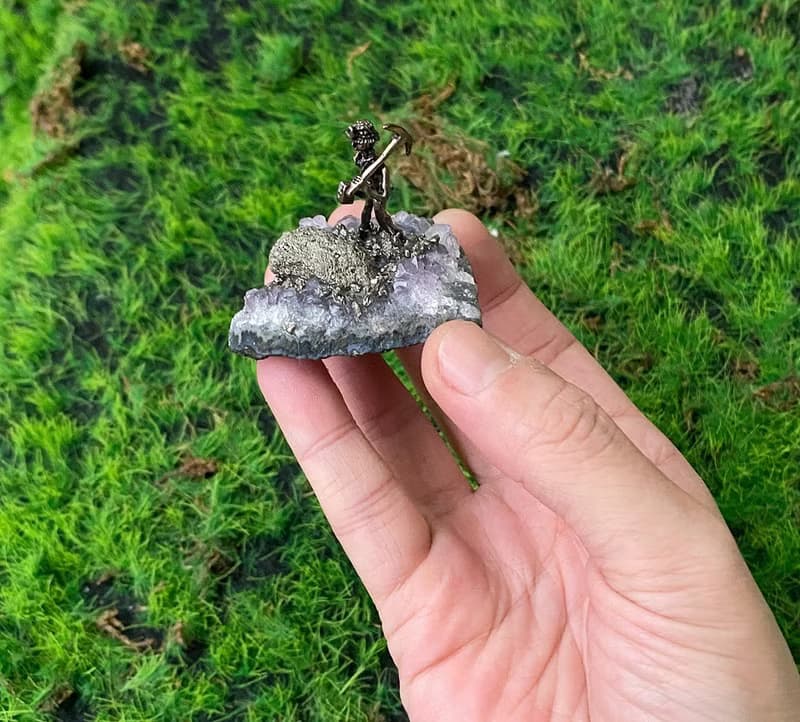 天然紫水晶簇 黃鐵礦小礦工 能量  財運 療癒 擺件