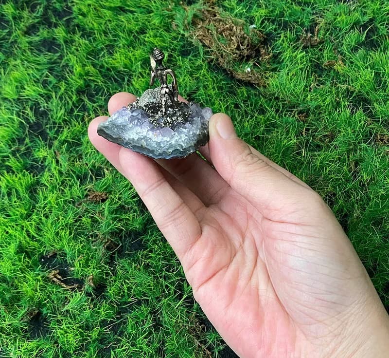 天然紫水晶簇 黃鐵礦小礦工 能量  財運 療癒 擺件