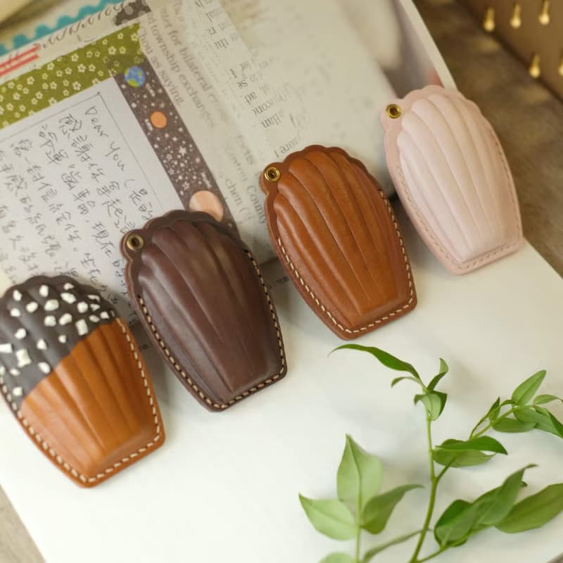 瑪德琳手作真皮 大樓磁扣套 門禁感應卡套 包包掛飾鑰匙扣掛件