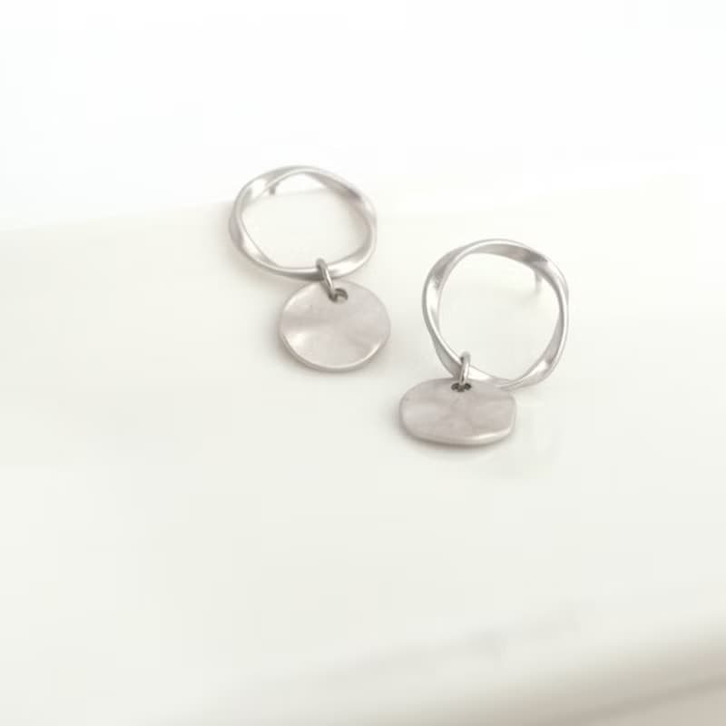 Earrings/Mobius Strip Pierce(silver)/耳环 圈 飾品 銀